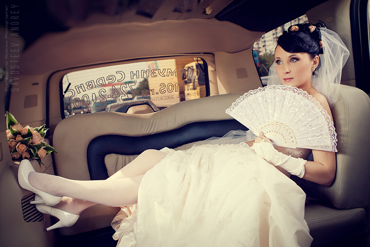 Свадебная фотосъемка в лимузине